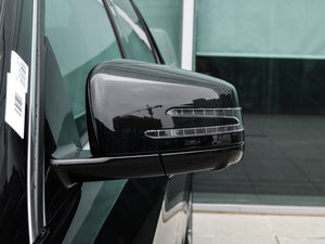 2015E 320L 4MATIC A ^