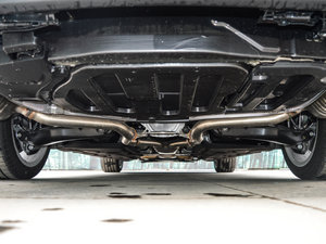 2015E 320L 4MATIC A ^