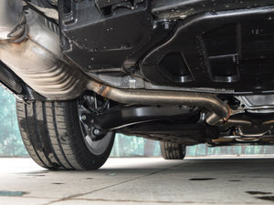 2015E 320L 4MATIC A ^