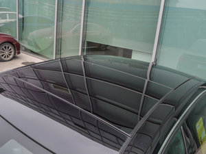 2015E 320L 4MATIC A ^