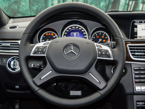 2015E 320L 4MATIC A п؅^