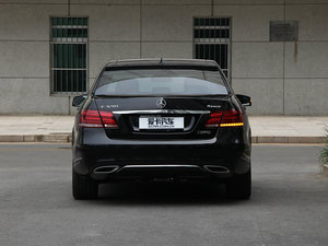 2015E 320L 4MATIC A ^