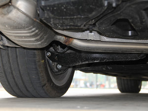 2015E 320L 4MATIC A ^