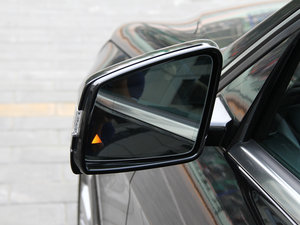 2015E 320L 4MATIC A ^