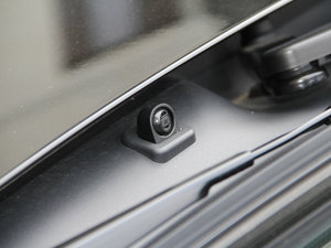 2015E 320L 4MATIC A ^