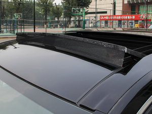 2015E 320L 4MATIC A ^