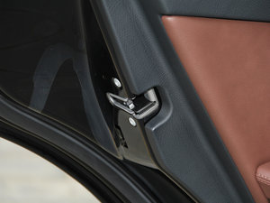 2015E 320L 4MATIC A g