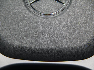 2015E 320L 4MATIC A п؅^