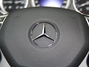 2015E 320L 4MATIC A п؅^