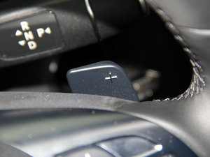 2015E 320L 4MATIC A п؅^