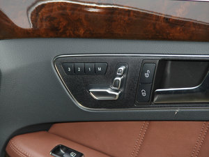 2015E 320L 4MATIC A g