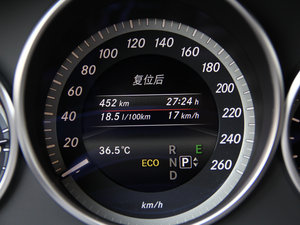 2015E 320L 4MATIC A п؅^