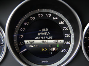 2015E 320L 4MATIC A п؅^