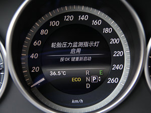 2015E 320L 4MATIC A п؅^