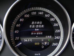 2015E 320L 4MATIC A п؅^