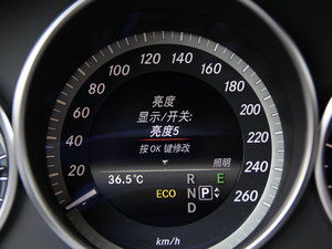 2015E 320L 4MATIC A п؅^