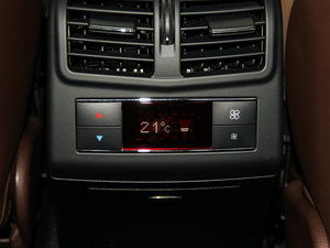 2015E 320L 4MATIC A g