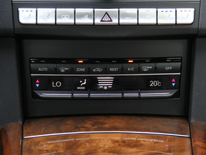 2015E 320L 4MATIC A {(dio){(dio)(ji)