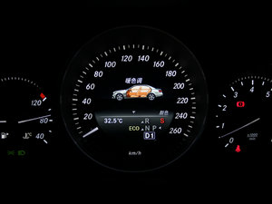 2015E 320L 4MATIC A п؅^(q)