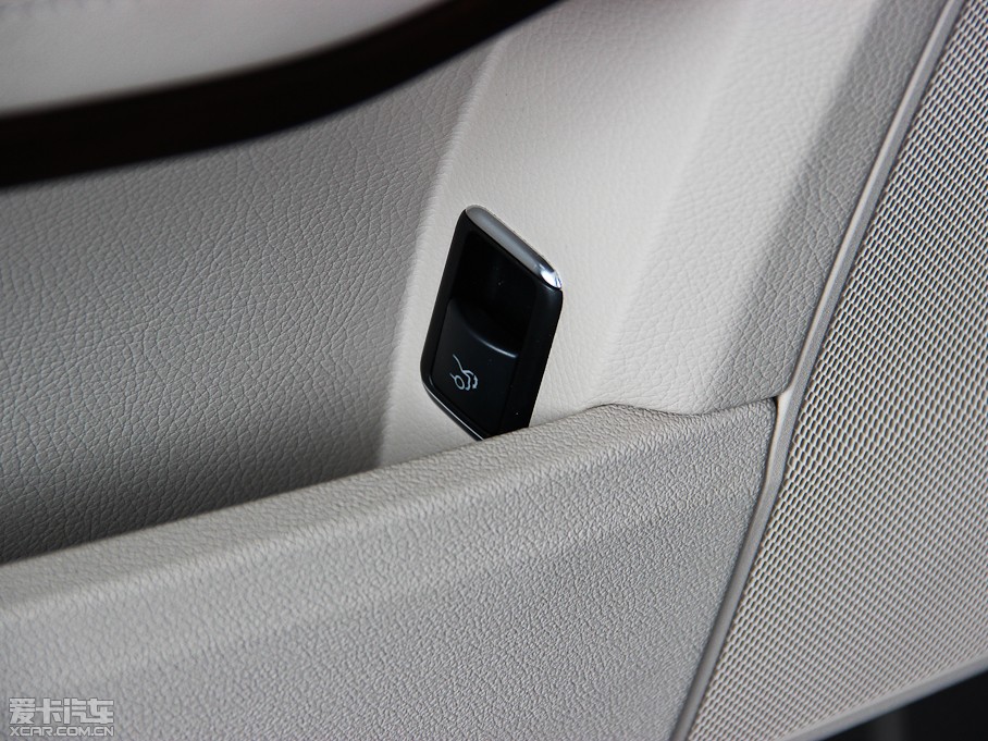 2015YEԴ E 400L Hybrid