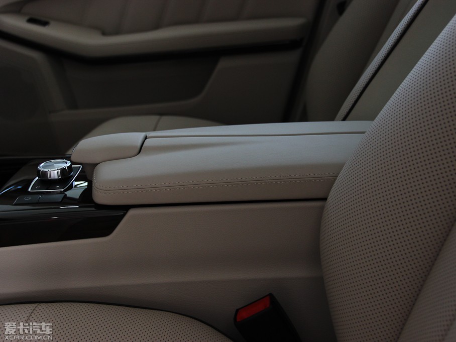 2015YEԴ E 400L Hybrid