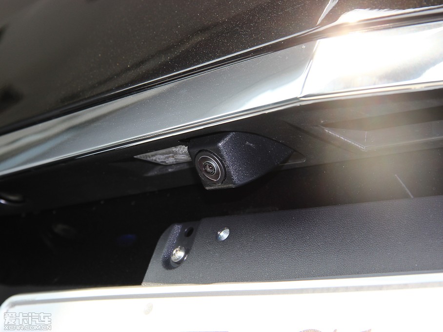 2015YE(j)Դ E 400L Hybrid