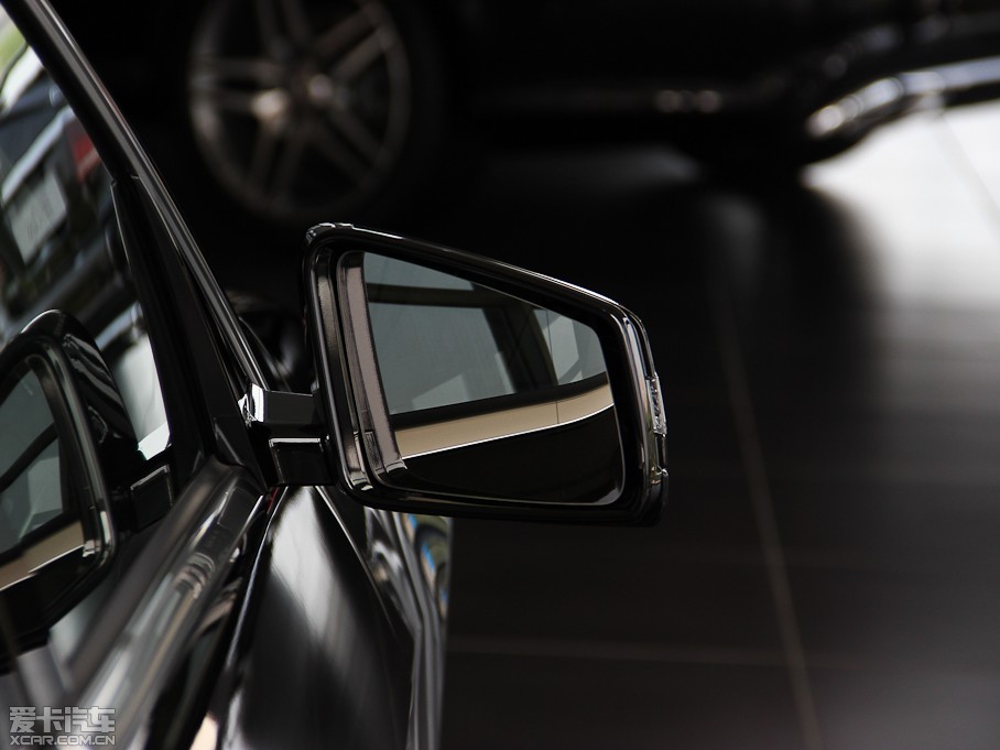 2015YE(j)Դ E 400L Hybrid