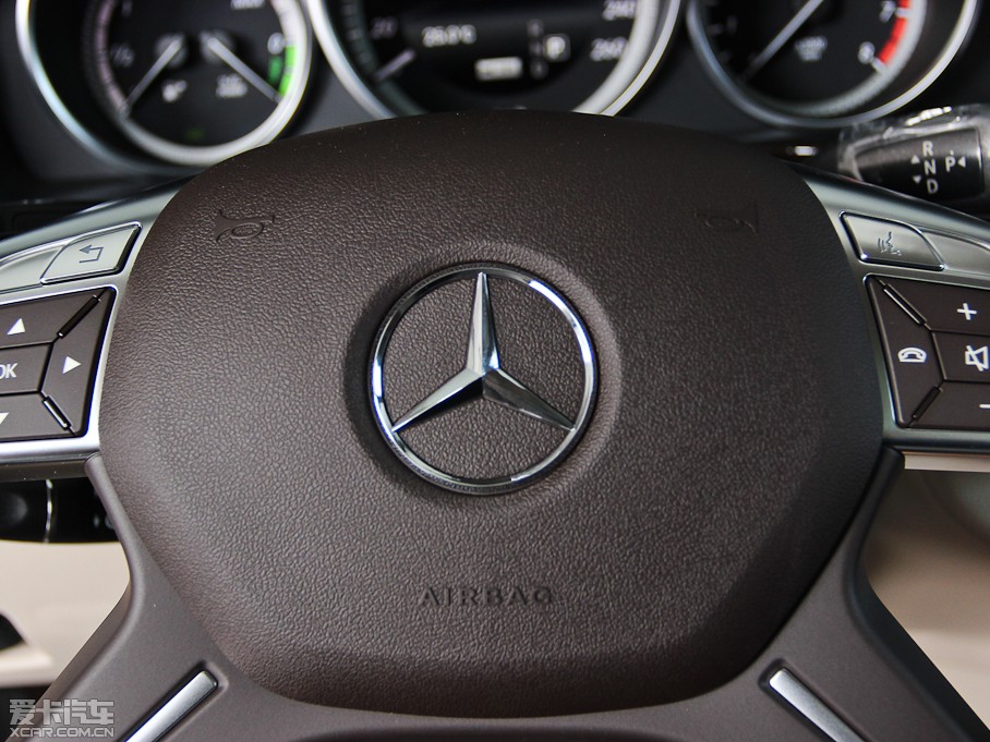 2015YEԴ E 400L Hybrid