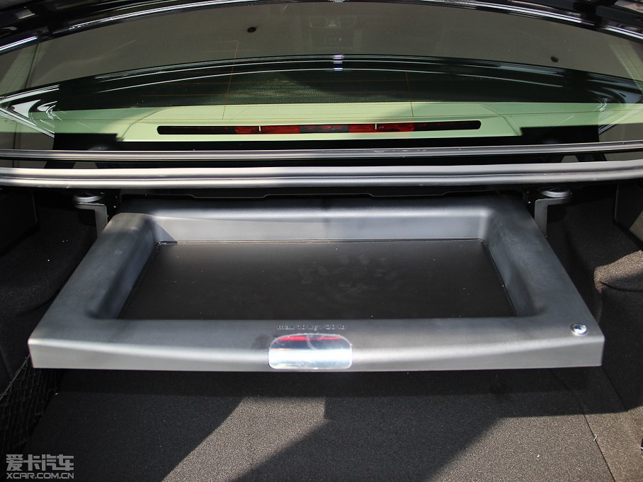 2015YE(j)Դ E 400L Hybrid