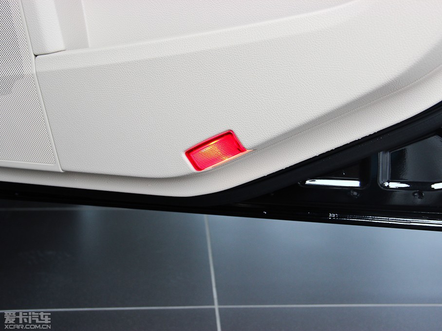 2015YEԴ E 400L Hybrid