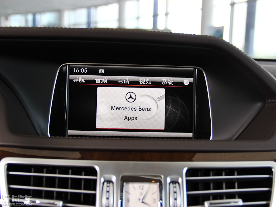 2015YEԴ E 400L Hybrid