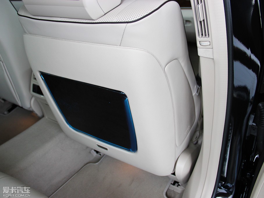 2015YEԴ E 400L Hybrid