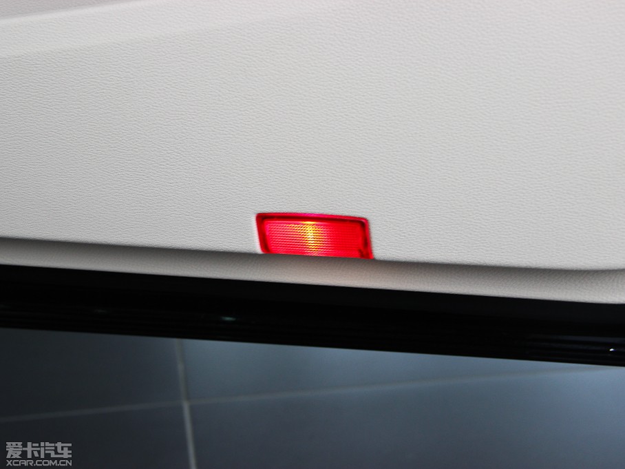 2015YEԴ E 400L Hybrid