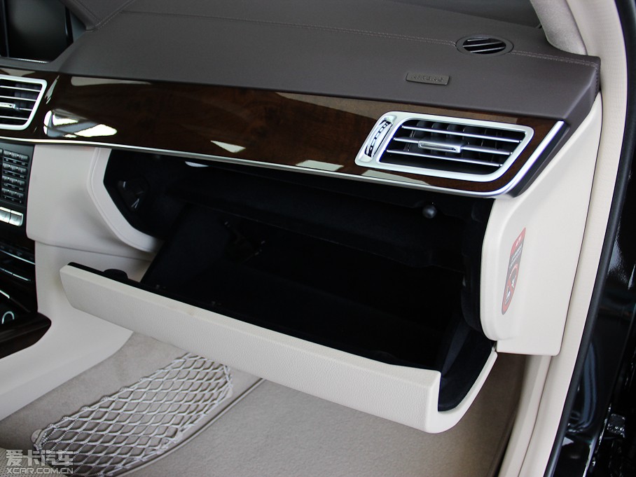 2015YE(j)Դ E 400L Hybrid