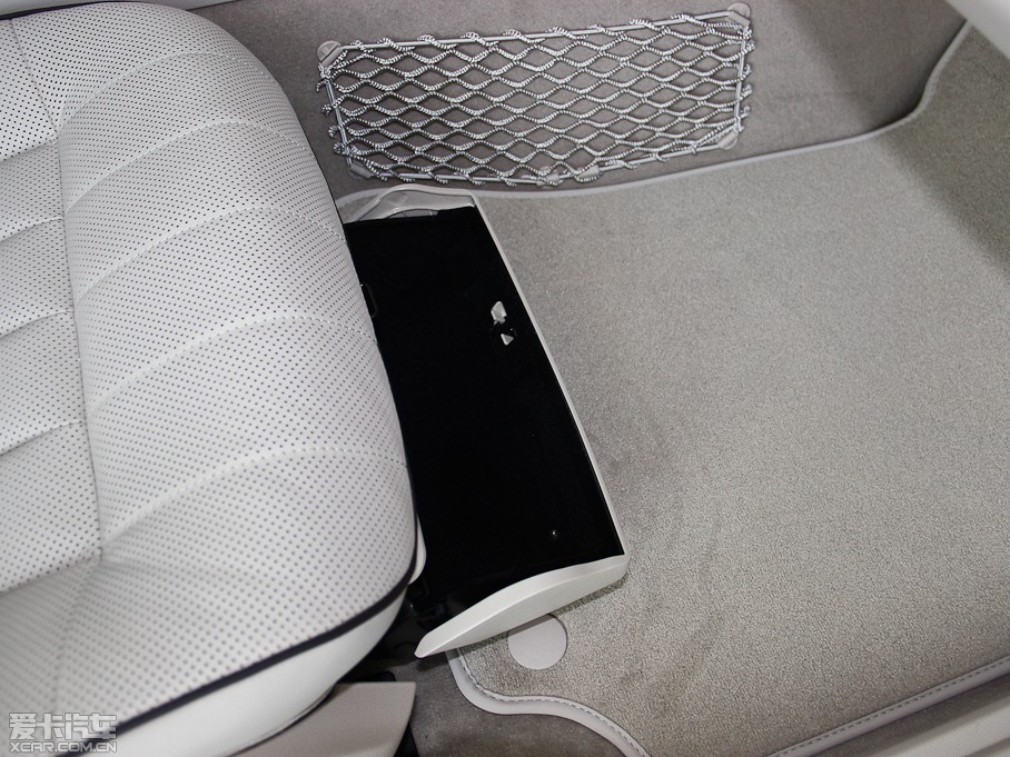 2015YEԴ E 400L Hybrid