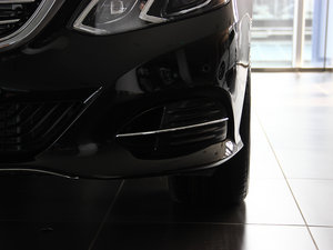 2015E 400L Hybrid (x)(ji)^