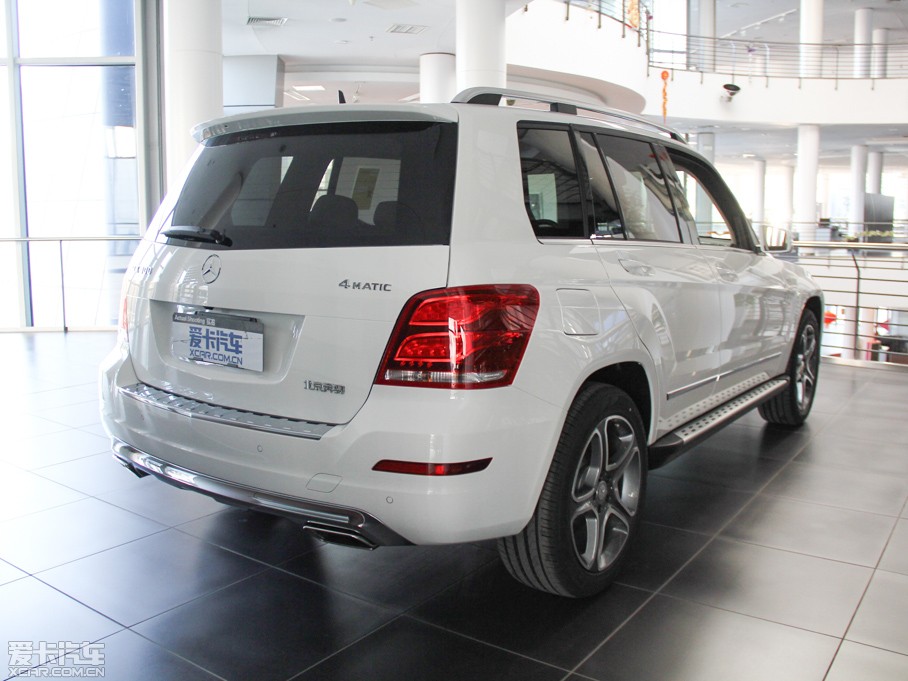 2015YGLK O° GLK 300 4MATIC r