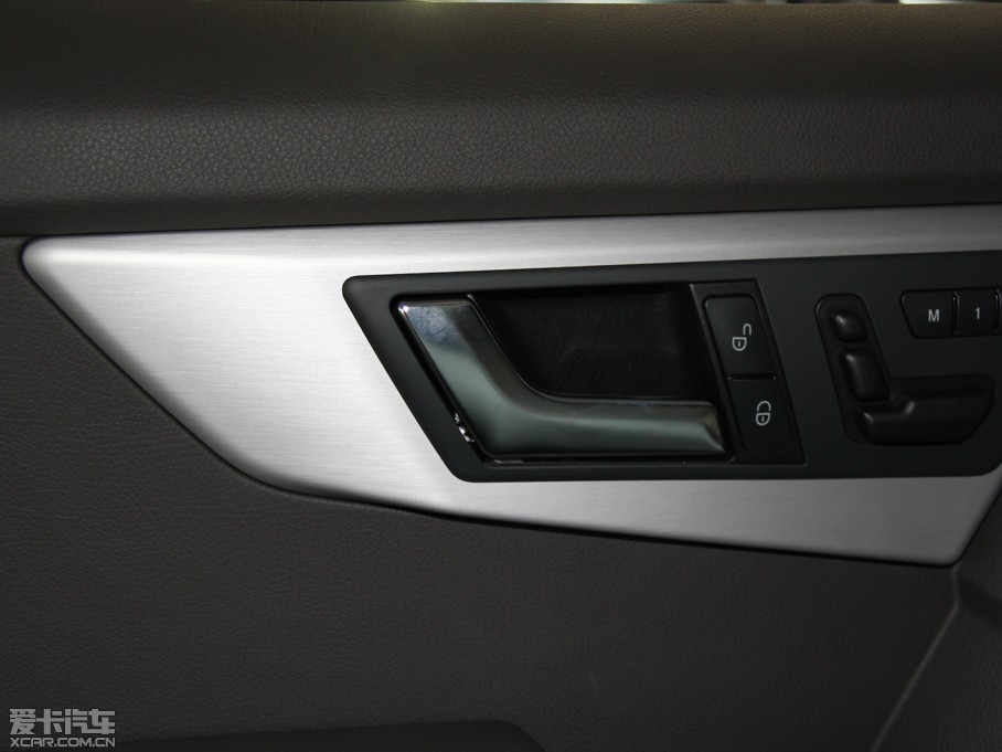 2015YGLK O° GLK 300 4MATIC r