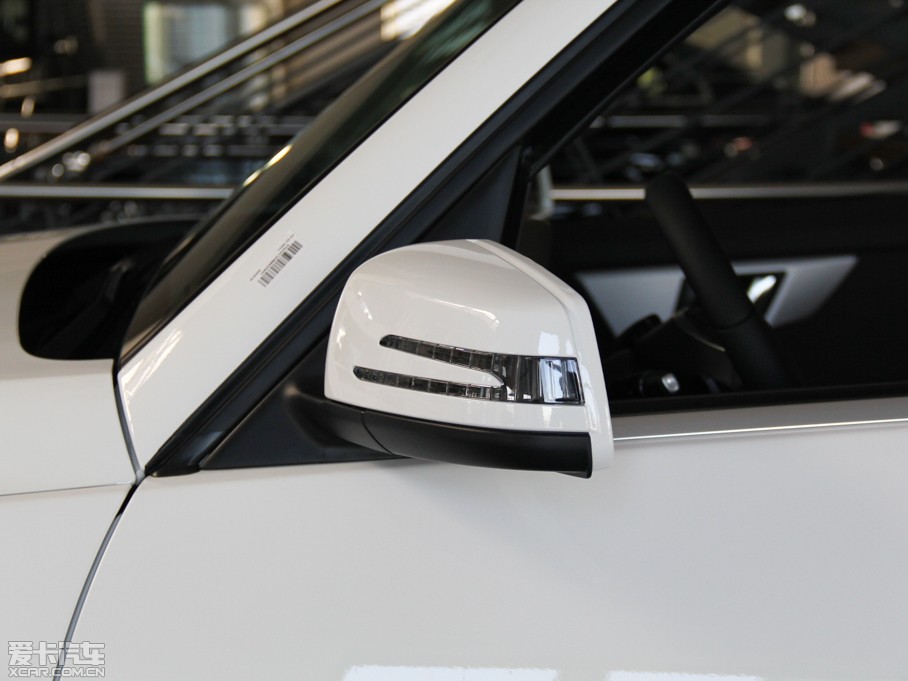 2015YGLK O° GLK 300 4MATIC r