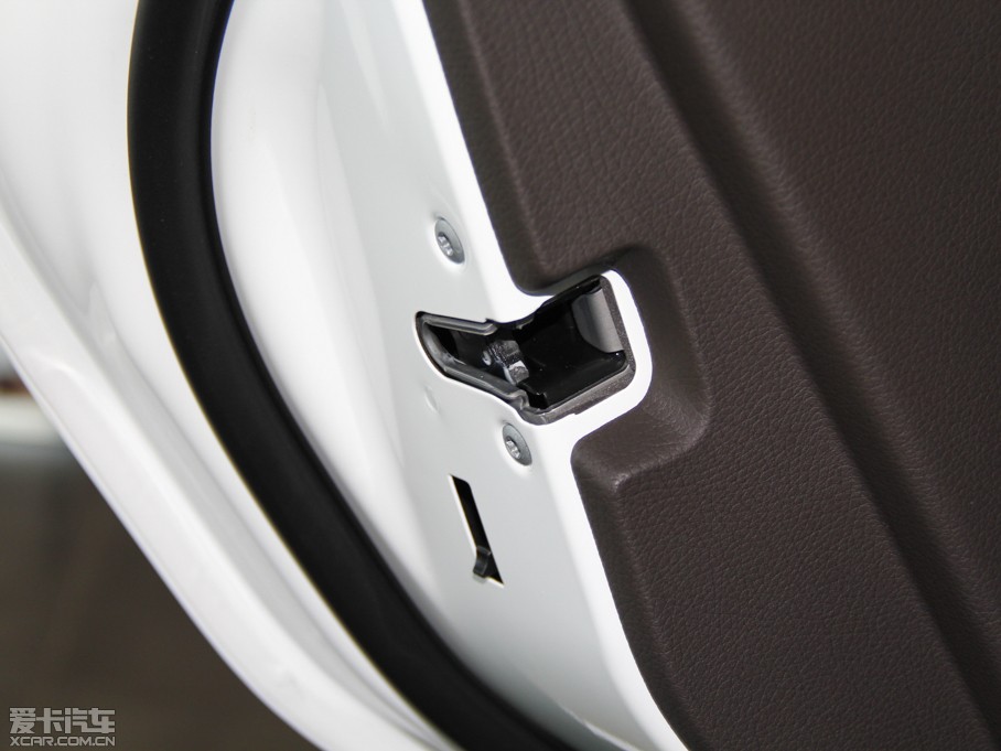 2015YGLK O° GLK 300 4MATIC r