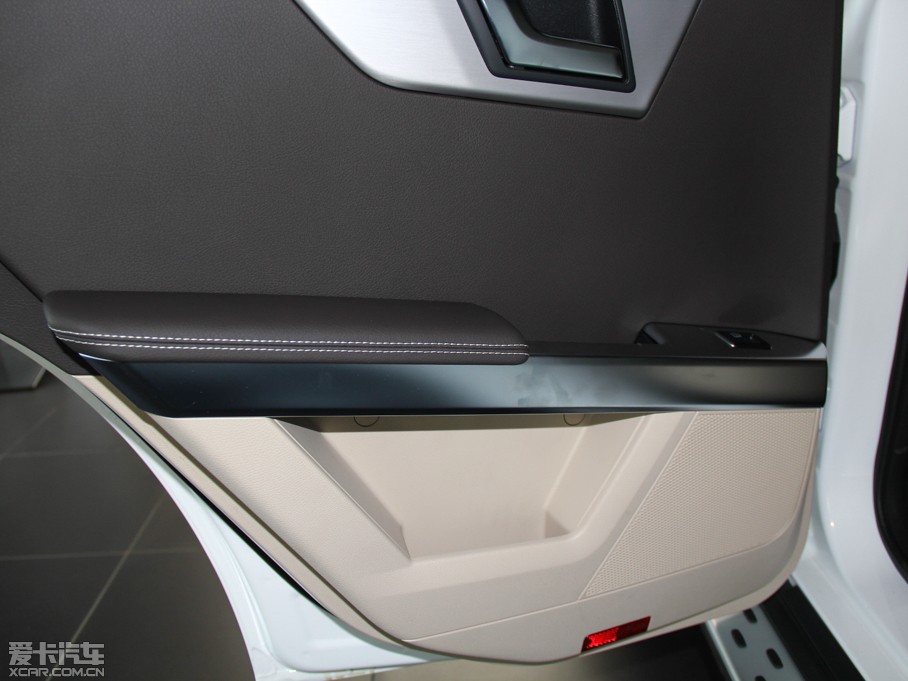 2015YGLK O° GLK 300 4MATIC r