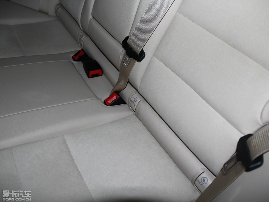 2015YGLK O° GLK 300 4MATIC r(sh)