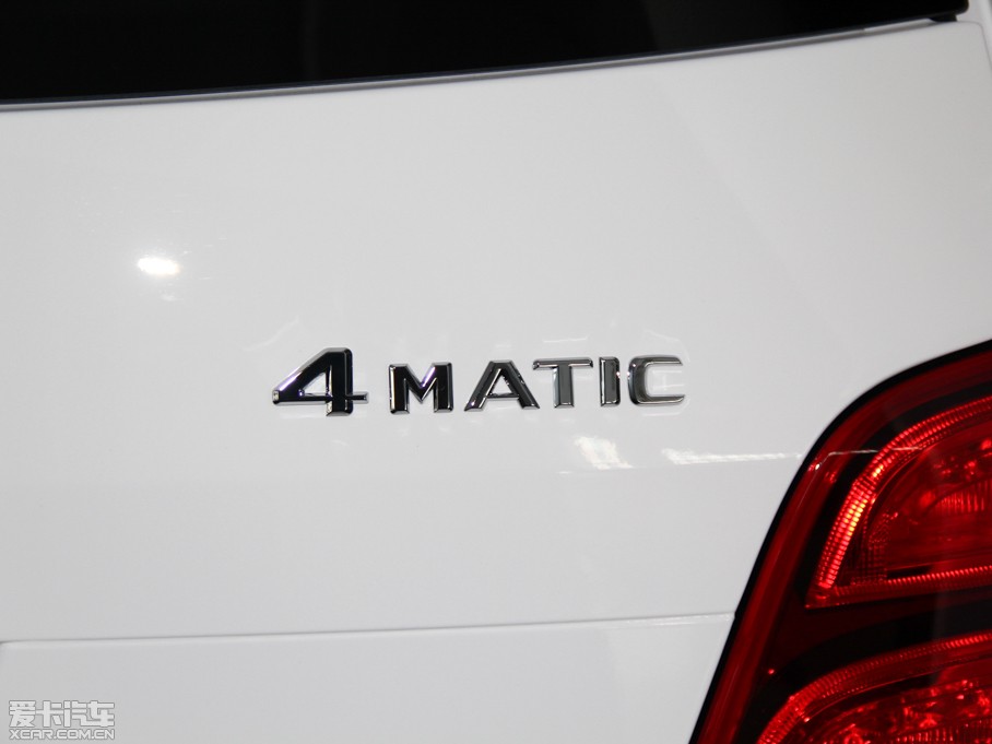 2015YGLK O° GLK 300 4MATIC r