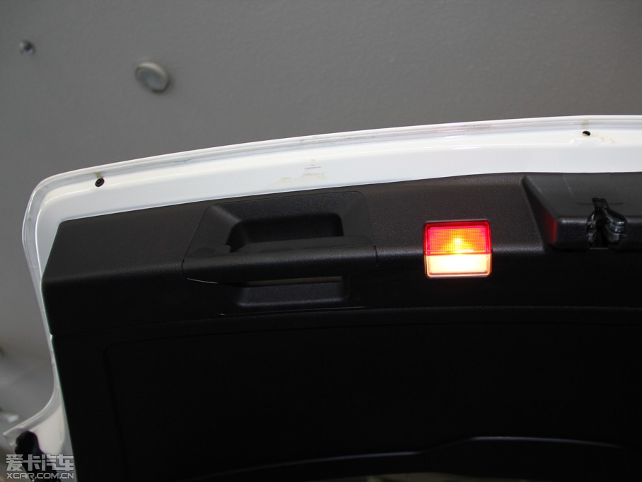 2015YGLK O° GLK 300 4MATIC r