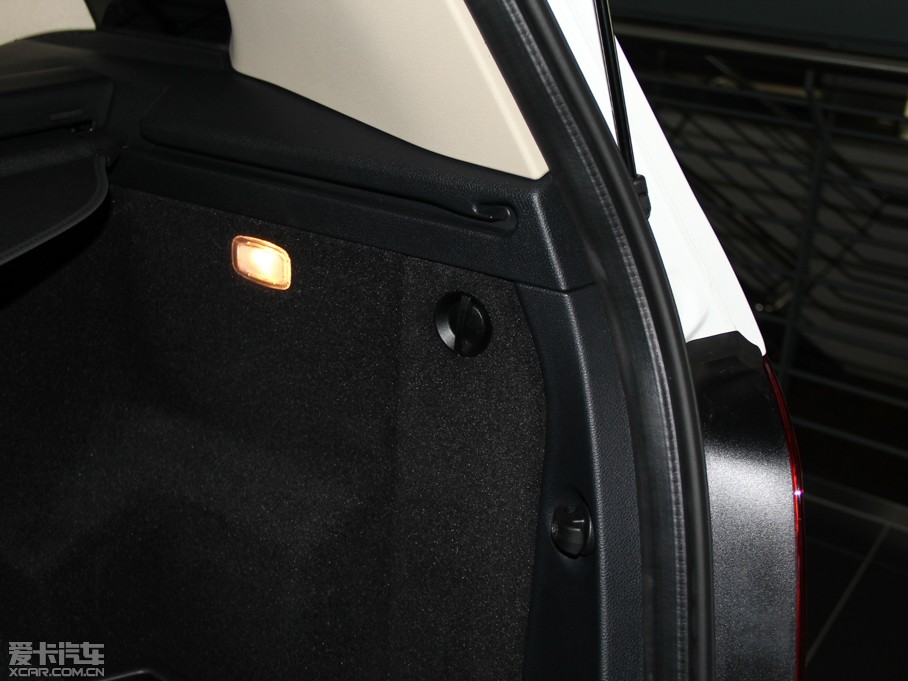 2015YGLK O° GLK 300 4MATIC r