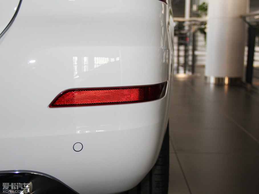 2015YGLK O° GLK 300 4MATIC r