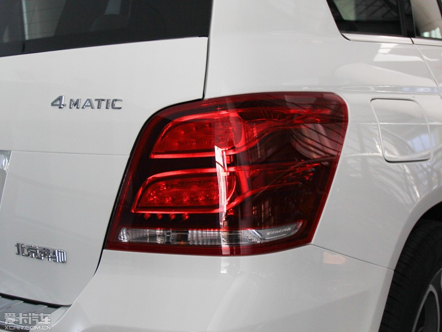 2015YGLK O° GLK 300 4MATIC r