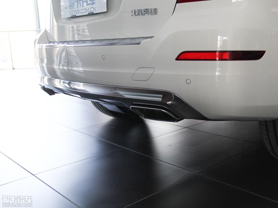 2015YGLK O° GLK 300 4MATIC r