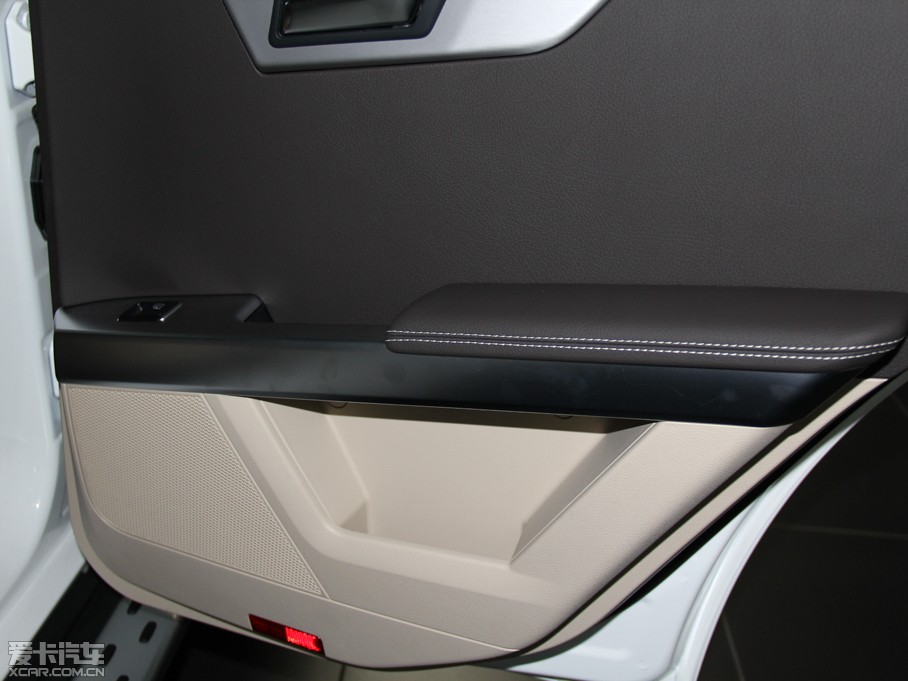 2015YGLK O° GLK 300 4MATIC r