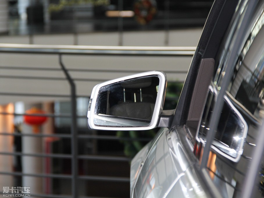 2015YGLK O° GLK 300 4MATIC r(sh)